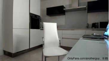 Anotherguyonyourscreen  13-02-2021 video beauty