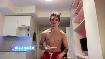 _Miracle  13-02-2021 video toyboy