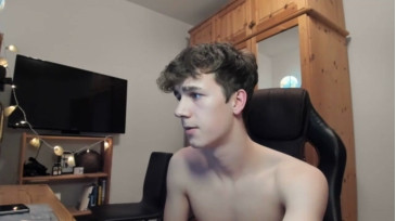 Justanormaldick69  17-02-2021 video love