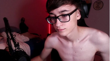 18yrboyhot  19-02-2021 video spanks