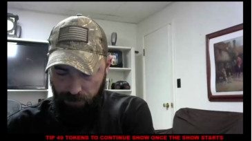 Hardworkertn  19-02-2021 video kissing