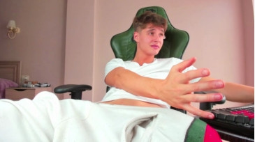 Dave_Maxwell  20-02-2021 video prettyface