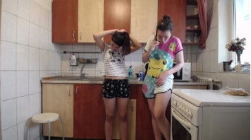 Iuliana32  20-02-2021 ass Couple