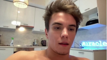 _Miracle  20-02-2021 video schoolgirl