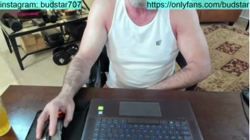 Budstar707  22-02-2021 video tongue