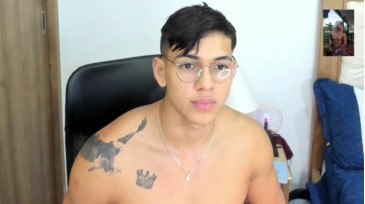 Bad_Bunnyxxx_  27-02-2021 video tongue