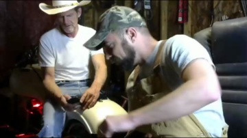 Hardworkertn  01-03-2021 video legs