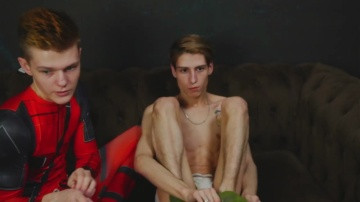 Hotdogswaitingaports  02-03-2021 video riding