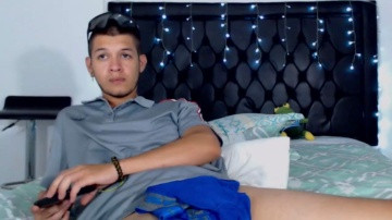 Jonierandsebastian  02-03-2021 video Flash feet