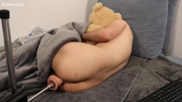 Kyleevanx  09-03-2021 video blush