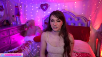 Chroniclove  11-03-2021 show hot Female