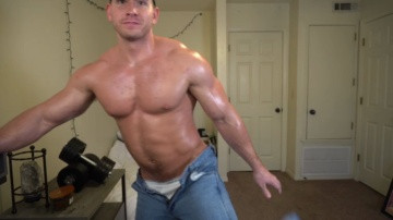 Hotmuscles6t9  14-03-2021 video stepmom