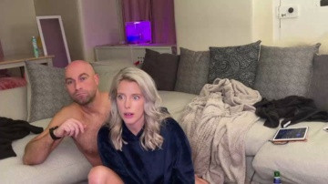 Britcouple007  14-03-2021 spank Couple