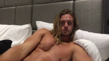 Courtney981  17-03-2021 video cutie