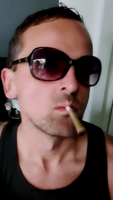 SlutboyBen  27-03-2021 Recorded Video Topless