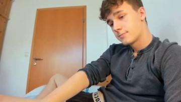 Justanormaldick69  29-03-2021 video talk