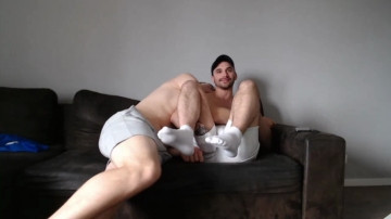 Tonnylarson  01-04-2021 video ohmibo