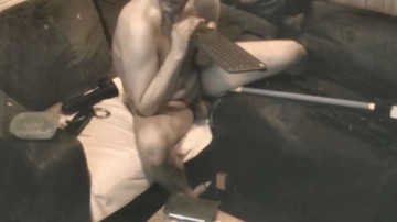 deskippy  01-04-2021 Recorded Video Topless