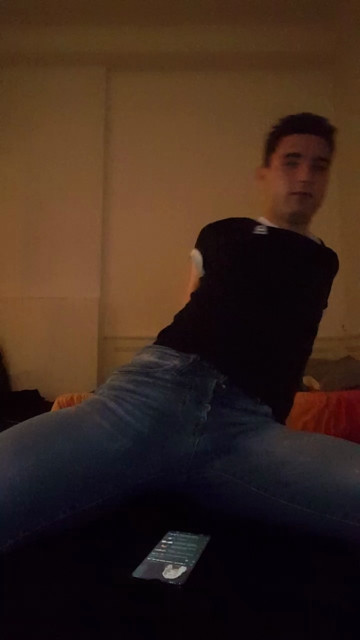 petitepute76  01-04-2021 Recorded Video Naked