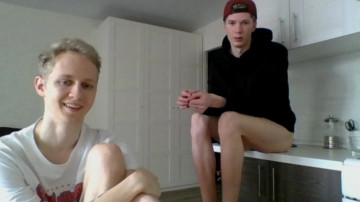 Mikewate  02-04-2021 video smoking