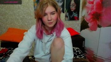 DariaShy1 08-04-2021 Webcam 
