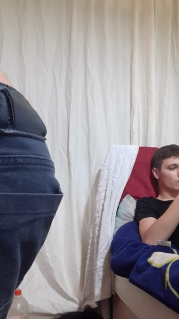 fameboys  08-04-2021 Recorded Video Webcam