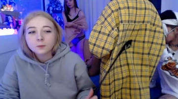 Girl_Sex_Pump_Dance 12-04-2021 Cam 