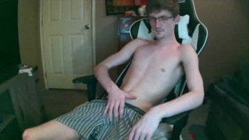 Drakeypoo2000  13-04-2021 video topless