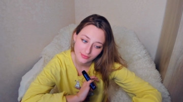 YourSweetLinda  13-04-2021 slap Female