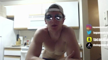 Luckyloganx  14-04-2021 video private