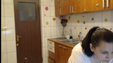 Iuliana32 16-04-2021 Topless 