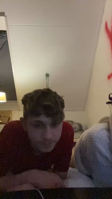 Couple18years1 18-04-2021 Topless 