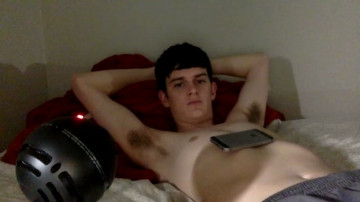 Therecklessrealist  18-04-2021 video kissing