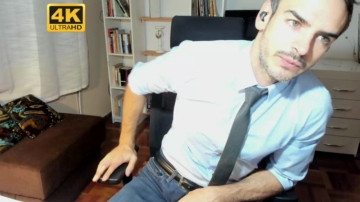 Hot_Martin25  19-04-2021 video spray milk