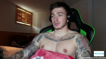 Froufoune  20-04-2021 video cuckold