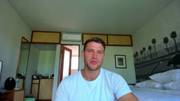 William_Mann  21-04-2021 video kiss