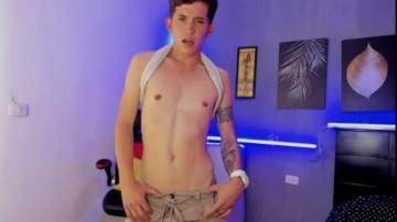 Androgenichotcute  23-04-2021 video vibrator