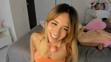 Amelie_Bunny_Real  24-04-2021 sucking Female