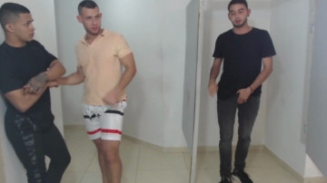 80w  25-04-2021 video showfeet