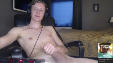 Danielthaone  25-04-2021 video yummy