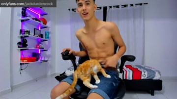 Jackdurdencock  25-04-2021 video spray milk