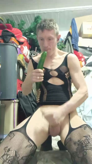 Slavefortatoo  25-04-2021 Recorded Video Webcam
