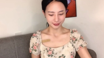 Yuanlili 25-04-2021 Topless 