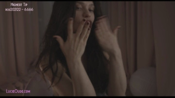 Douxtease  28-04-2021 bigsquirt Female