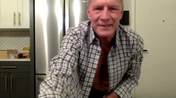 Iamplayingnaked  28-04-2021 video spit