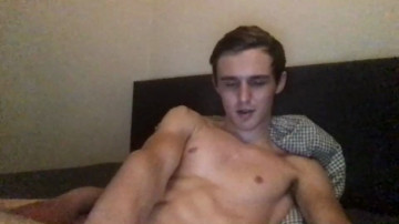 Ryanrobertson69  28-04-2021 video sexygirl