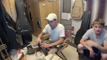 Hollandhousestudios  01-05-2021 video showfeet