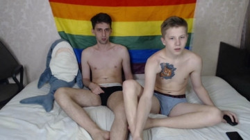 Artycropp  03-05-2021 video giggles