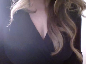 Evajulia35  03-05-2021 face Female