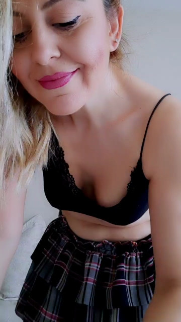 Smiling_riddle  05-05-2021 creampie Female